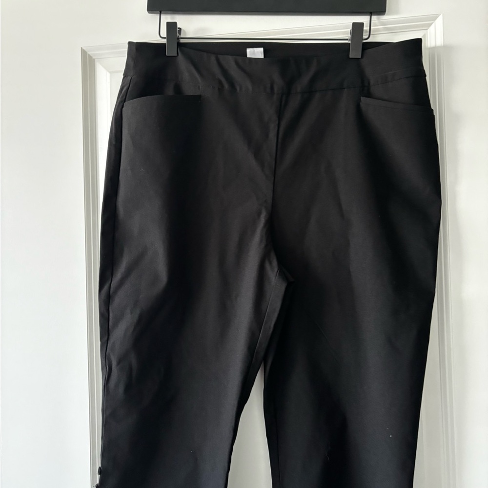 Chicos Bridgette Capris size 2